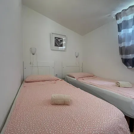 G&g Appartement Kukci