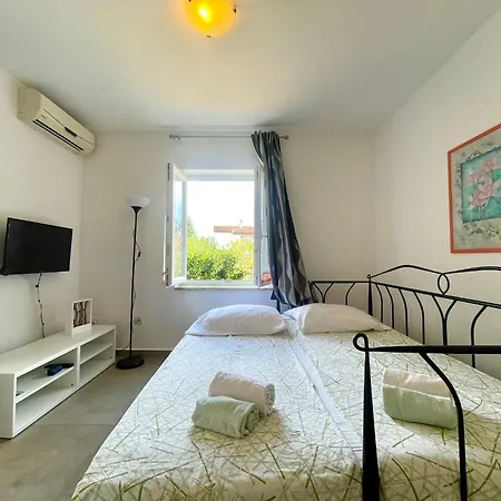 G&g Apartment *
